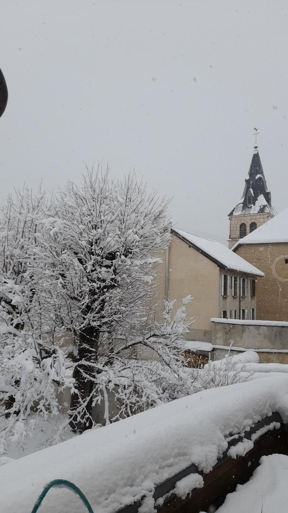 Hotel Du Centre Villard-de-Lans Exteriör bild