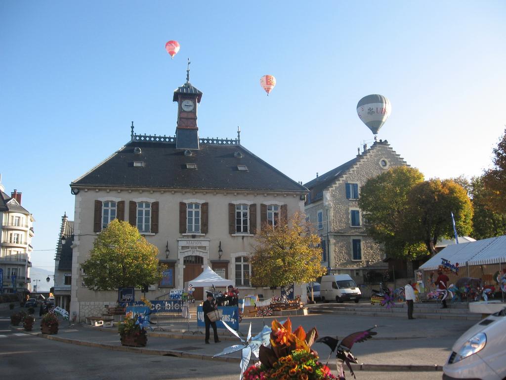Hotel Du Centre Villard-de-Lans Exteriör bild